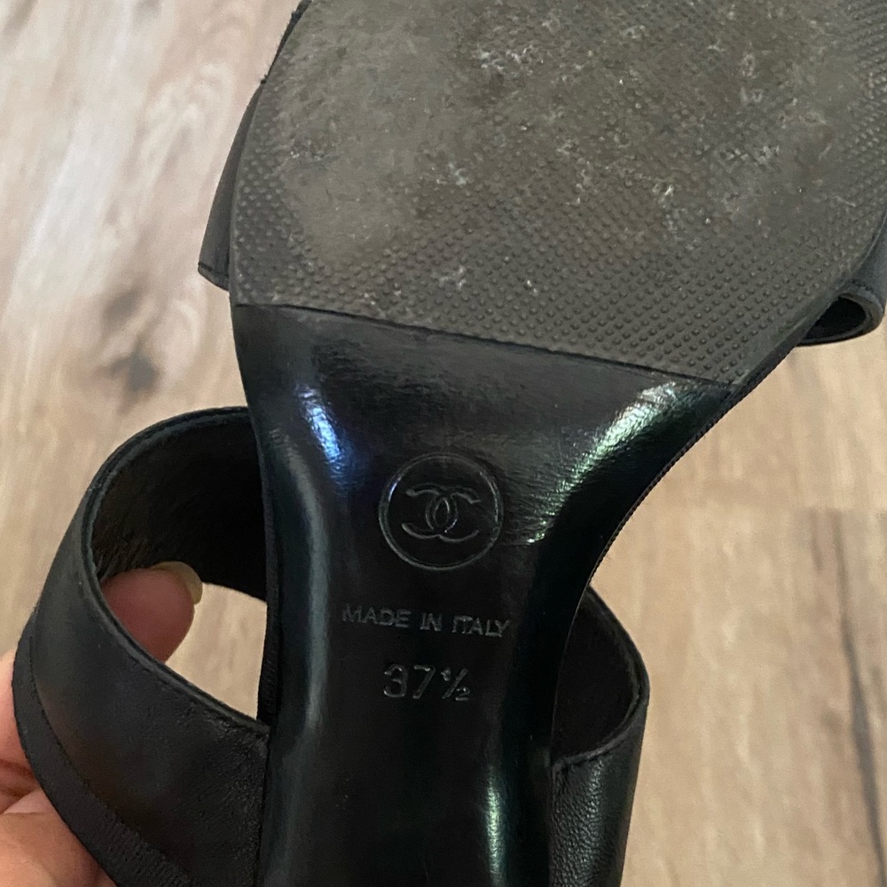 CHANEL Paris CC Black Leather Ribbon Bow Mules Heels Shoes 37.5 - Picture 7 of 12